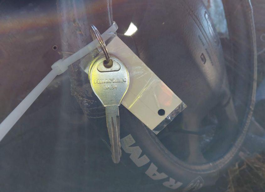 Photo 11 of 2000 Nissan Frontier DESERT RUNNER SE-V6/DESERT RUNNER XE-V6 (VIN 1N6ED26T0YC305657)