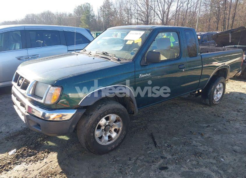 Photo 2 of 2000 Nissan Frontier DESERT RUNNER SE-V6/DESERT RUNNER XE-V6 (VIN 1N6ED26T2YC427520)