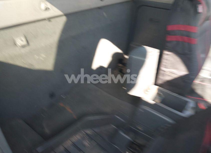 Photo 8 of 2002 Nissan Frontier DESERT RUNNER XE-V6 (VIN 1N6ED26T52C355025)