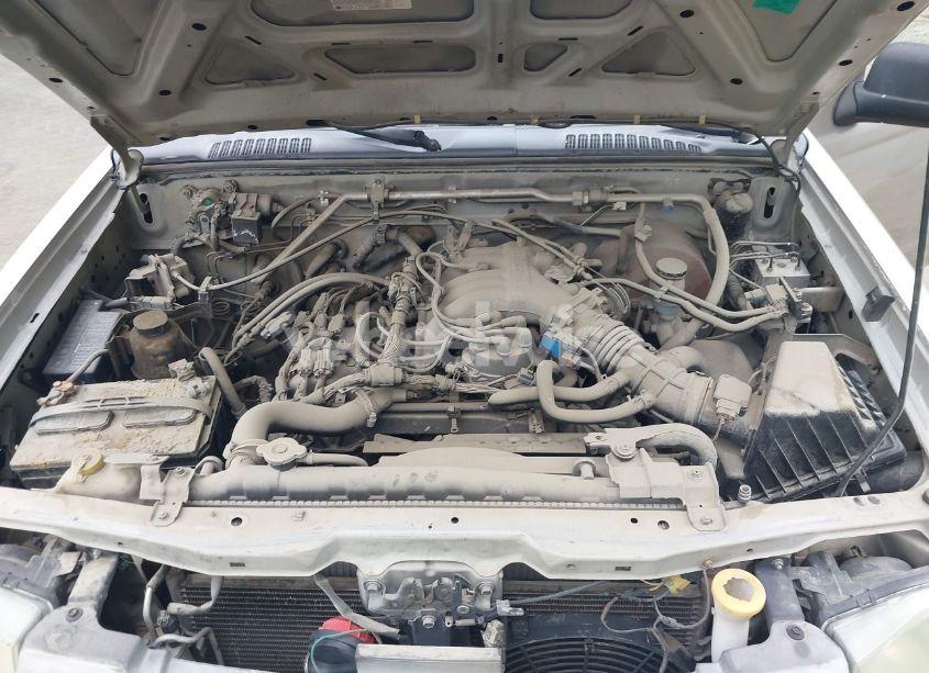 Photo 10 of 2001 Nissan Frontier DESERT RUNNER XE-V6 (VIN 1N6ED26T81C379351)