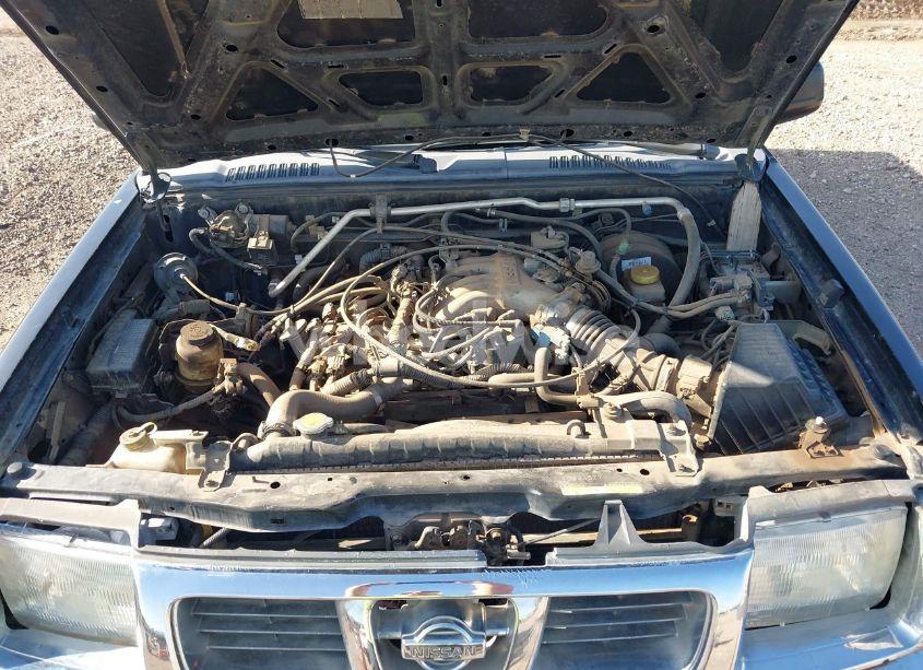 Photo 10 of 2000 Nissan Frontier DESERT RUNNER SE-V6/DESERT RUNNER XE-V6 (VIN 1N6ED26T8YC334677)
