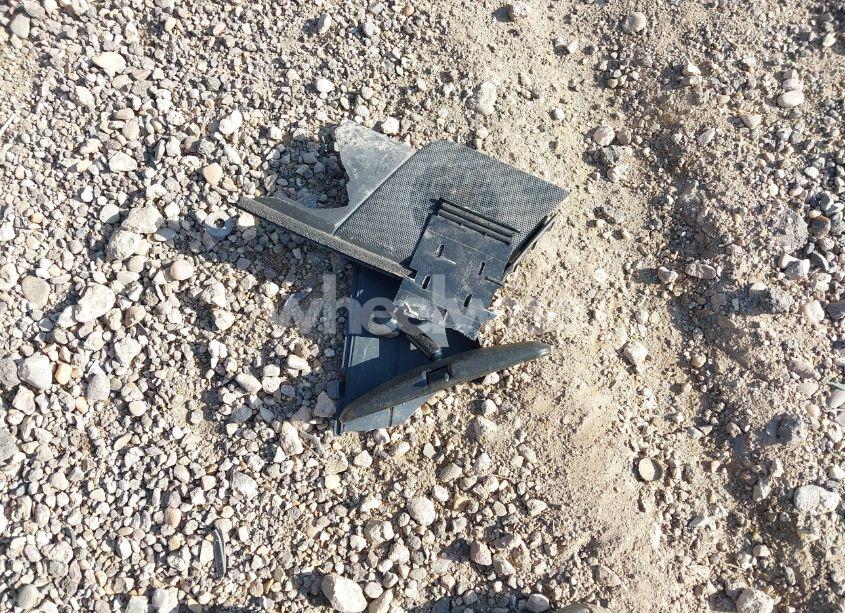 Photo 12 of 2000 Nissan Frontier DESERT RUNNER SE-V6/DESERT RUNNER XE-V6 (VIN 1N6ED26T8YC334677)