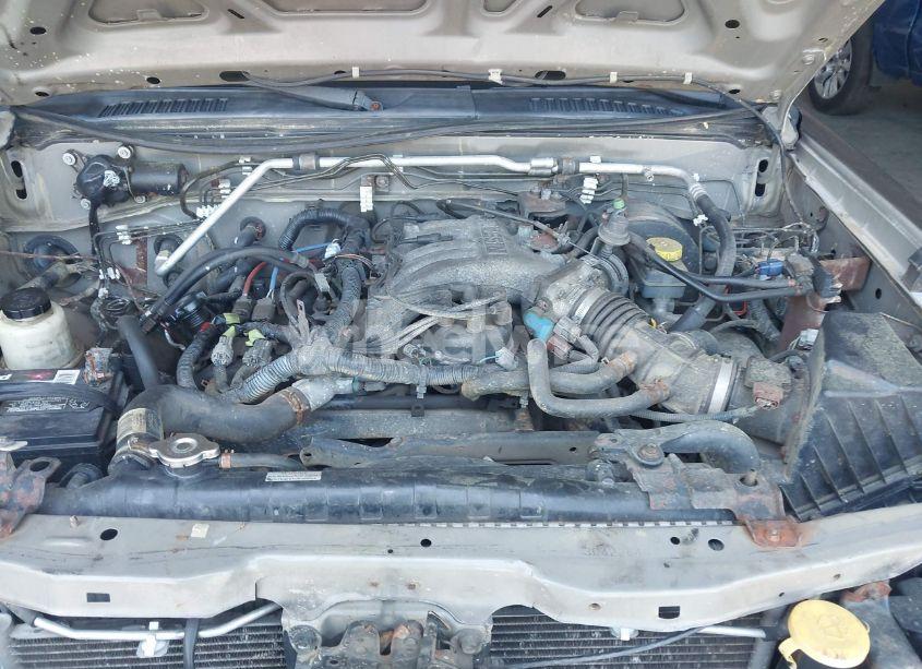 Photo 10 of 2003 Nissan Frontier XE-V6 (VIN 1N6ED26Y03C422840)