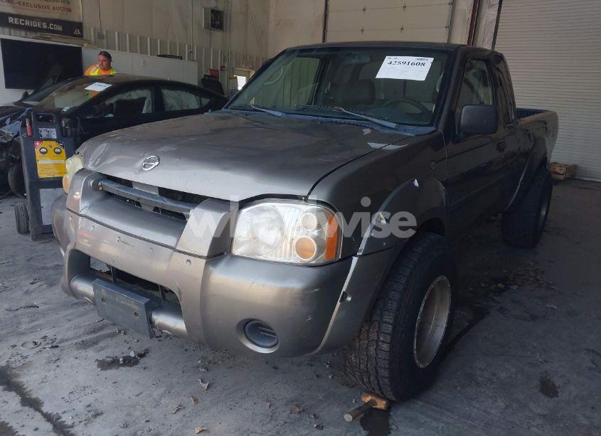 Photo 2 of 2003 Nissan Frontier XE-V6 (VIN 1N6ED26Y03C422840)