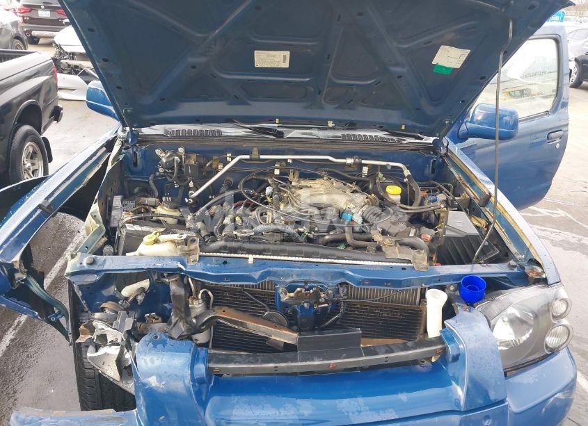 Photo 10 of 2001 Nissan Frontier SE-V6 (VIN 1N6ED26Y11C363889)