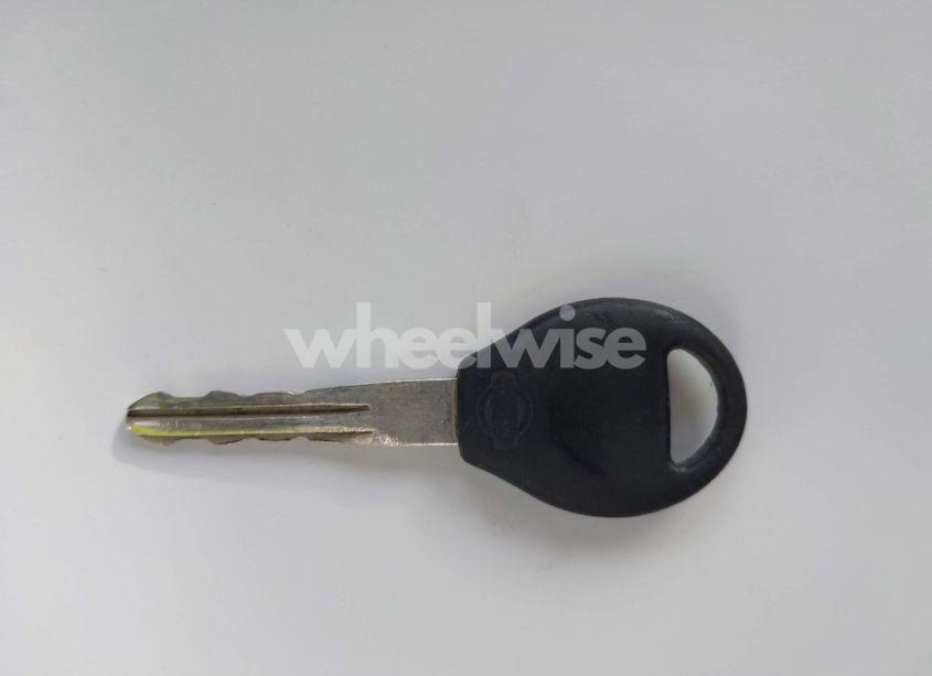 Photo 11 of 2001 Nissan Frontier SE-V6 (VIN 1N6ED26Y11C363889)