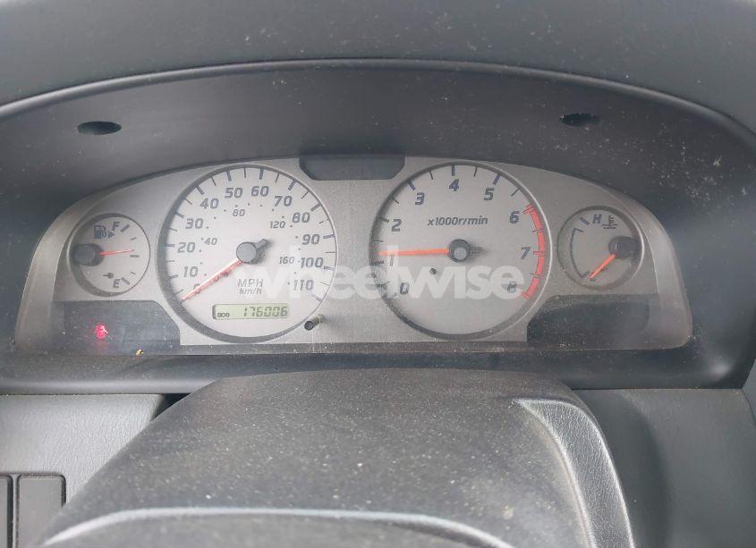 Photo 7 of 2001 Nissan Frontier SE-V6 (VIN 1N6ED26Y11C363889)