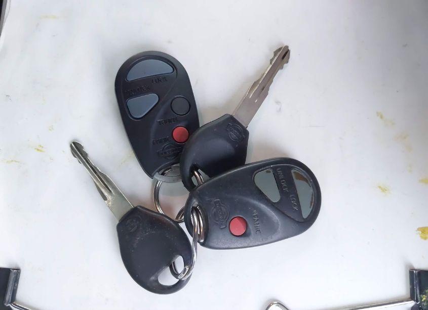 Photo 11 of 2001 Nissan Frontier XE-V6 (VIN 1N6ED26Y21C335812)