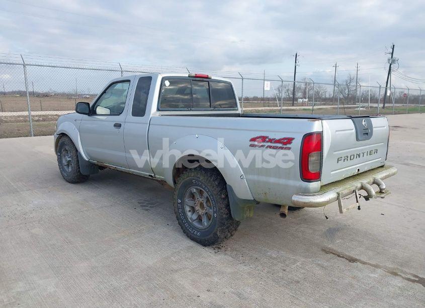 Photo 3 of 2003 Nissan Frontier XE-V6 (VIN 1N6ED26Y23C455497)