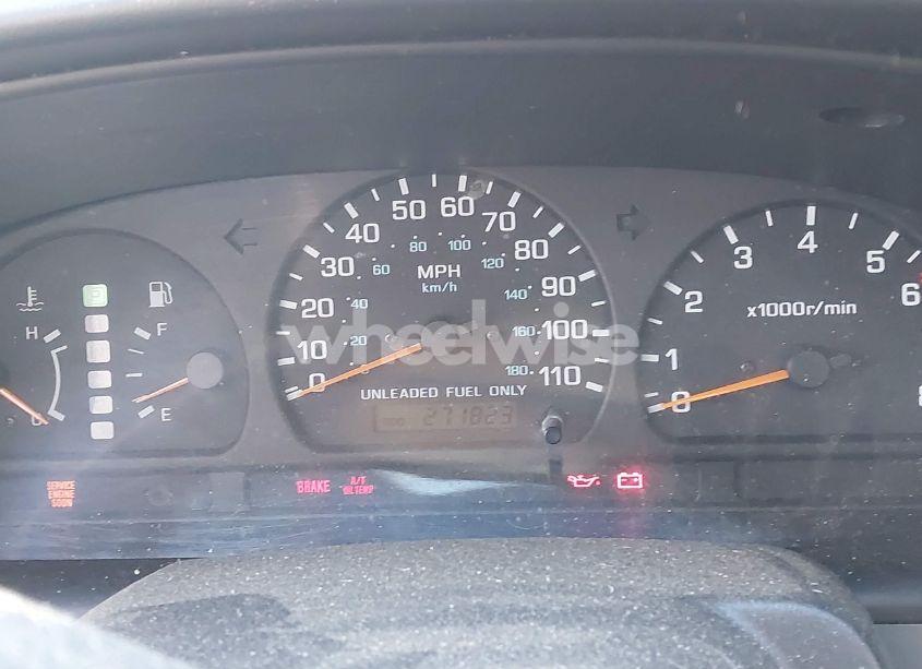 Photo 7 of 2000 Nissan Frontier SE-V6/XE-V6 (VIN 1N6ED26Y2YC328398)