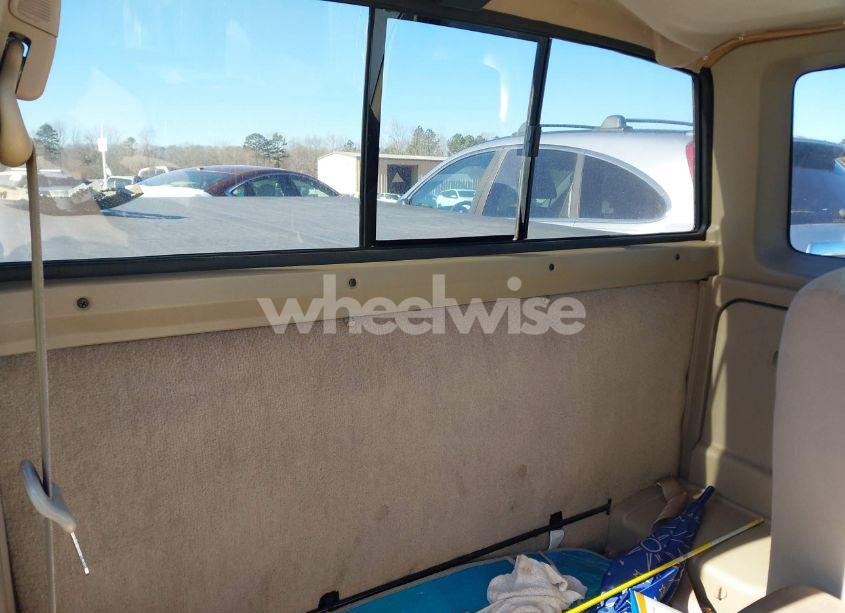 Photo 8 of 2000 Nissan Frontier SE-V6/XE-V6 (VIN 1N6ED26Y3YC340334)