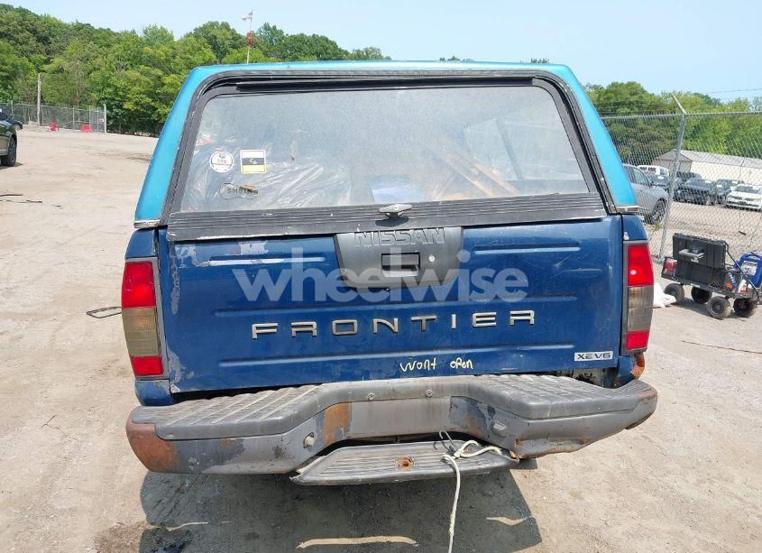 Photo 15 of 2001 Nissan Frontier XE-V6 (VIN 1N6ED26Y41C360629)