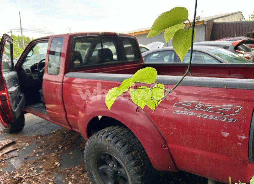 Photo 3 of 2003 Nissan Frontier XE-V6 (VIN 1N6ED26Y63C421935)