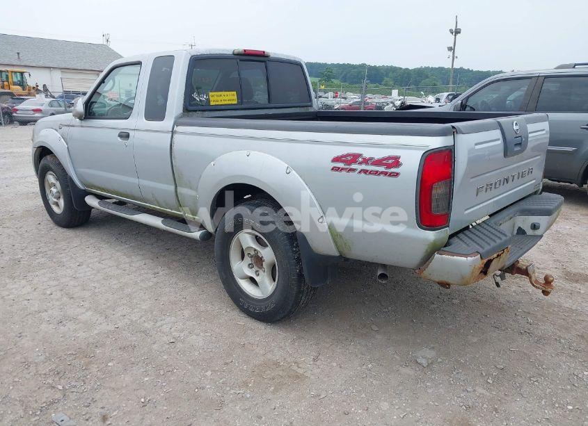 Photo 3 of 2002 Nissan Frontier SE-V6 (VIN 1N6ED26Y82C352504)