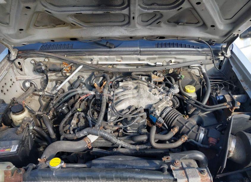 Photo 10 of 2003 Nissan Frontier XE-V6 (VIN 1N6ED26Y83C452152)