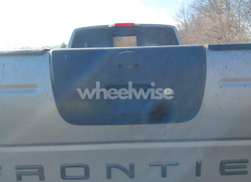 Photo 6 of 2003 Nissan Frontier XE-V6 (VIN 1N6ED26Y83C452152)