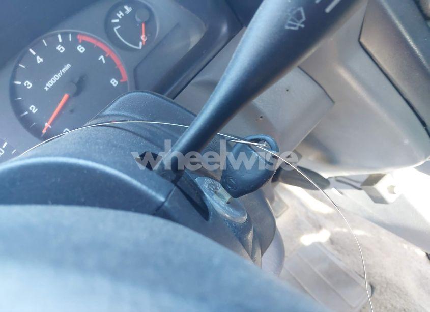 Photo 11 of 2000 Nissan Frontier SE-V6/XE-V6 (VIN 1N6ED26Y8YC387763)