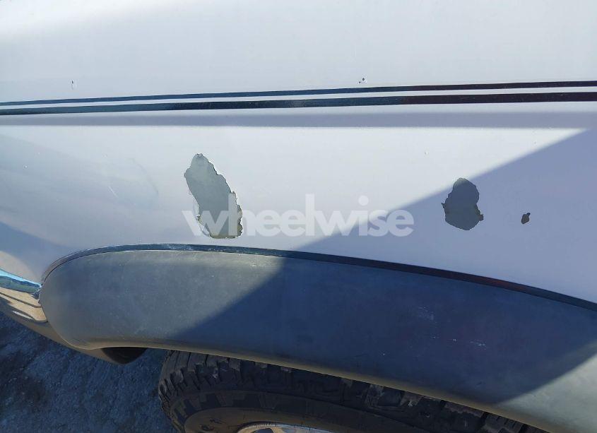 Photo 6 of 2000 Nissan Frontier SE-V6/XE-V6 (VIN 1N6ED26Y8YC387763)