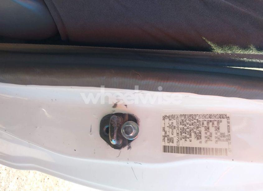 Photo 9 of 2000 Nissan Frontier SE-V6/XE-V6 (VIN 1N6ED26Y8YC387763)