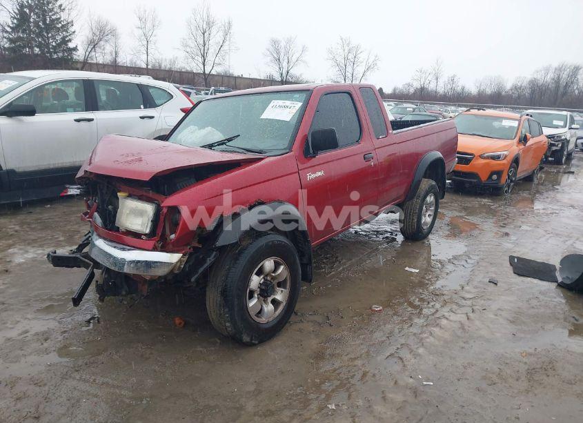 Photo 2 of 2000 Nissan Frontier SE-V6/XE-V6 (VIN 1N6ED26Y9YC350799)