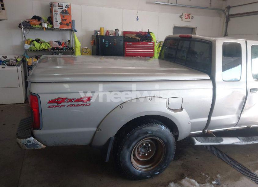 Photo 17 of 2001 Nissan Frontier SE-V6 (VIN 1N6ED26YX1C321091)