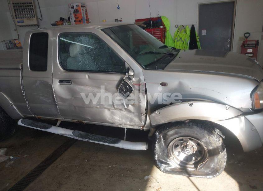 Photo 6 of 2001 Nissan Frontier SE-V6 (VIN 1N6ED26YX1C321091)