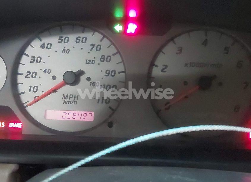 Photo 7 of 2001 Nissan Frontier SE-V6 (VIN 1N6ED26YX1C321091)