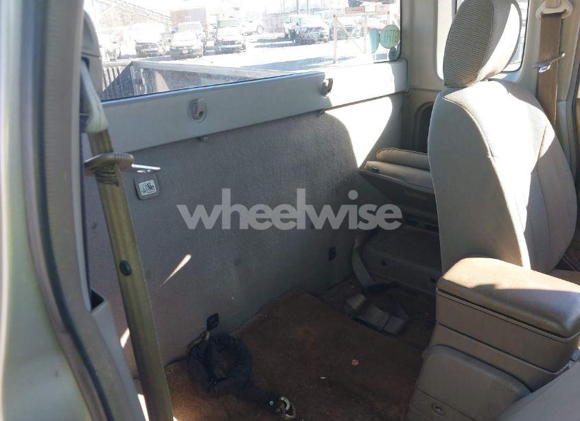 Photo 8 of 2002 Nissan Frontier XE-V6 (VIN 1N6ED26YX2C314112)