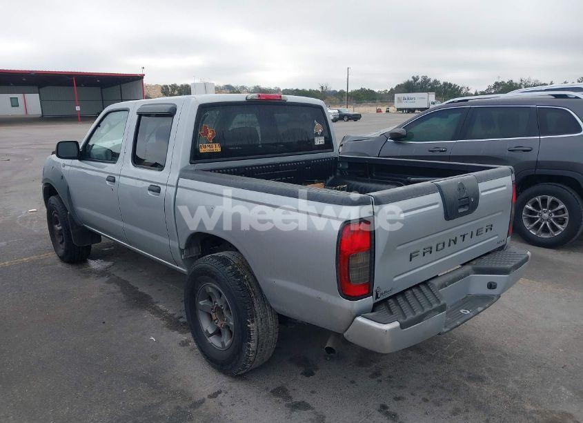 Photo 3 of 2003 Nissan Frontier XE-V6 (VIN 1N6ED27T03C437454)