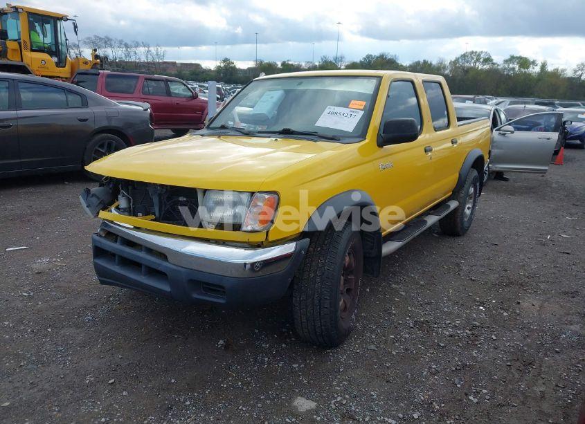 Photo 2 of 2000 Nissan Frontier SE/SE-V6/XE-V6 (VIN 1N6ED27T0YC314986)
