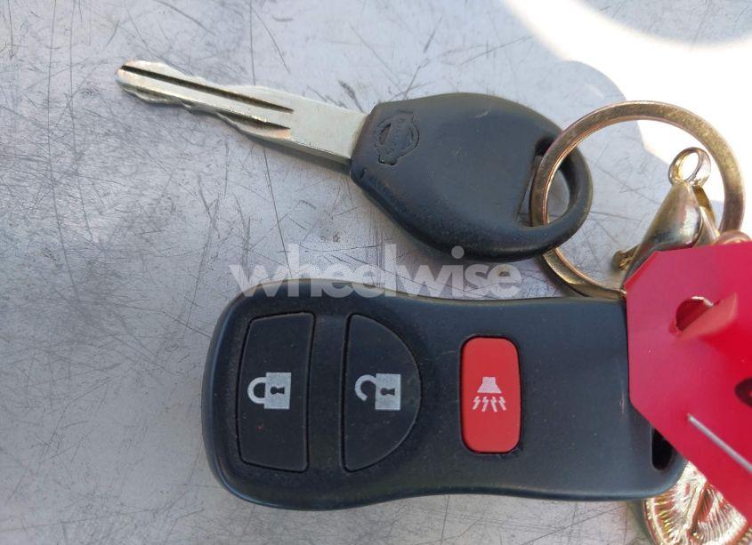 Photo 11 of 2000 Nissan Frontier SE-V6/XE-V6 (VIN 1N6ED27T0YC352640)