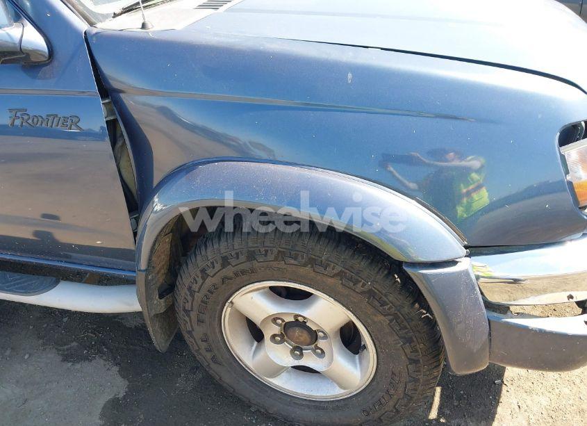 Photo 13 of 2000 Nissan Frontier SE-V6/XE-V6 (VIN 1N6ED27T0YC352640)