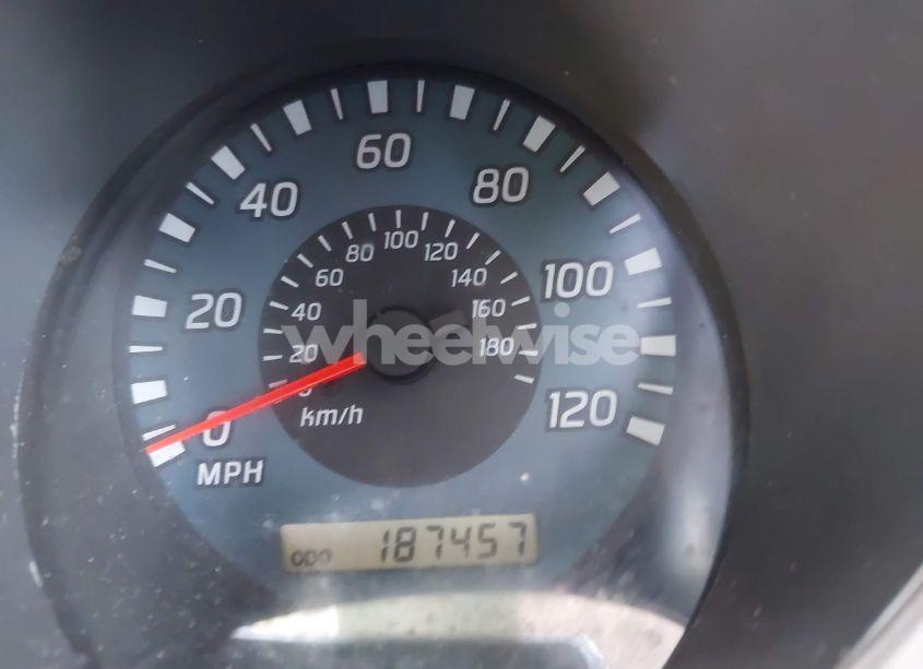 Photo 7 of 2002 Nissan Frontier SE-V6 (VIN 1N6ED27T22C301874)