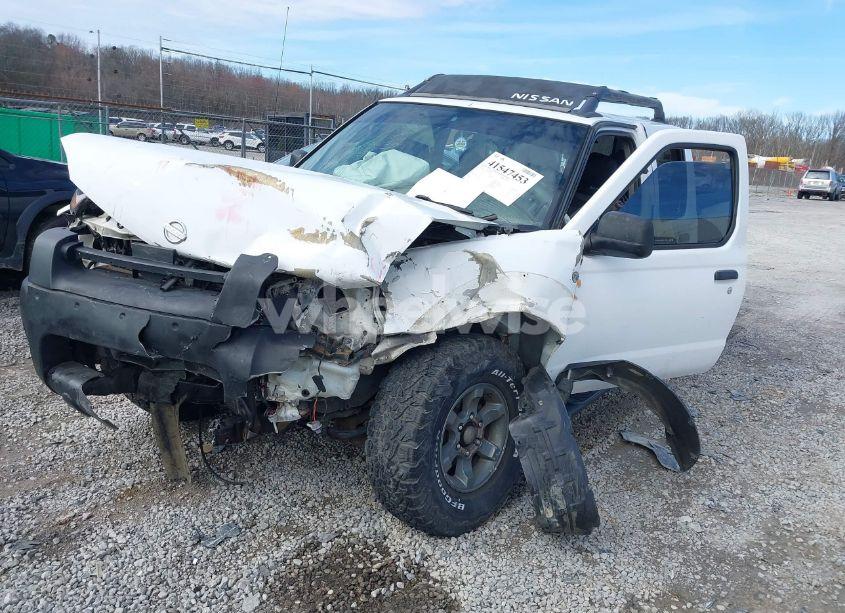 Photo 2 of 2002 Nissan Frontier XE-V6 (VIN 1N6ED27T22C355126)