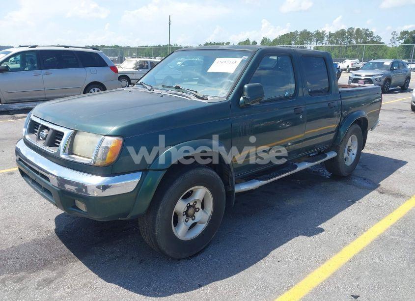 Photo 2 of 2000 Nissan Frontier SE-V6/XE-V6 (VIN 1N6ED27T2YC353126)