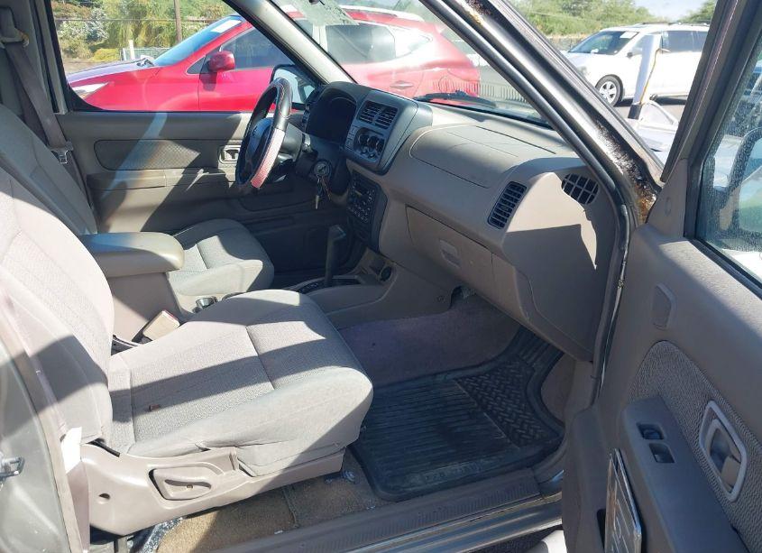 Photo 5 of 2001 Nissan Frontier XE-V6 (VIN 1N6ED27T31C319198)