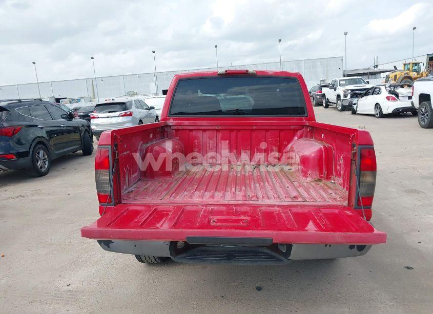 Photo 17 of 2002 Nissan Frontier XE-V6 (VIN 1N6ED27T32C362599)