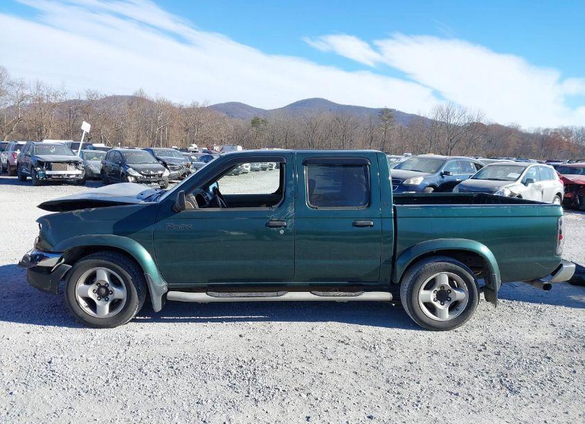 Photo 15 of 2000 Nissan Frontier SE-V6/XE-V6 (VIN 1N6ED27T3YC392985)