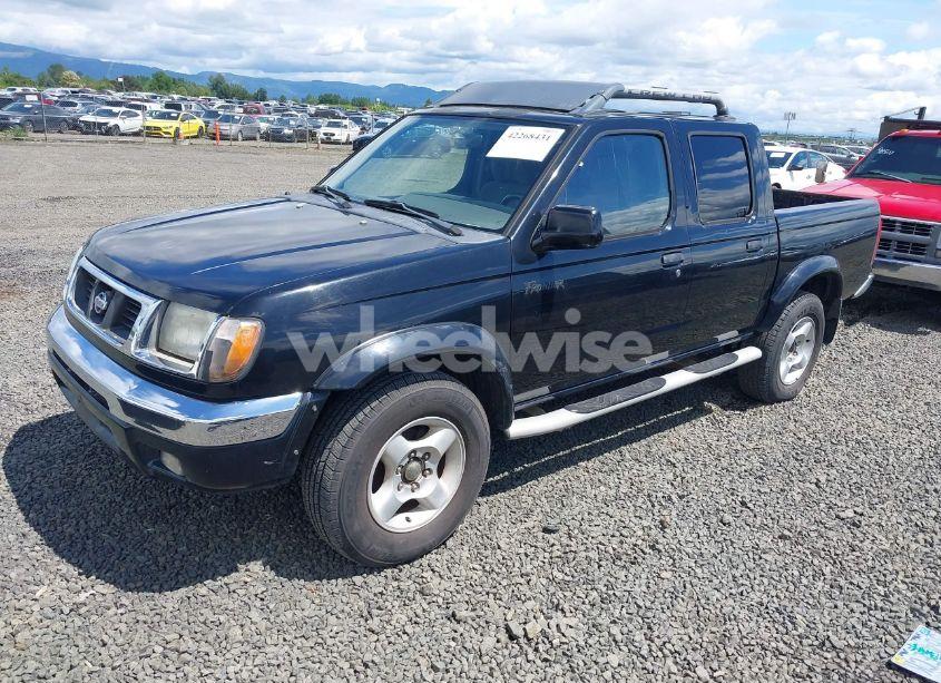 Photo 2 of 2000 Nissan Frontier SE-V6/XE-V6 (VIN 1N6ED27T3YC422325)