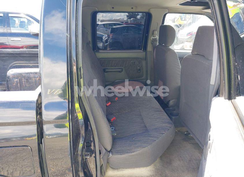 Photo 8 of 2000 Nissan Frontier SE-V6/XE-V6 (VIN 1N6ED27T3YC422325)