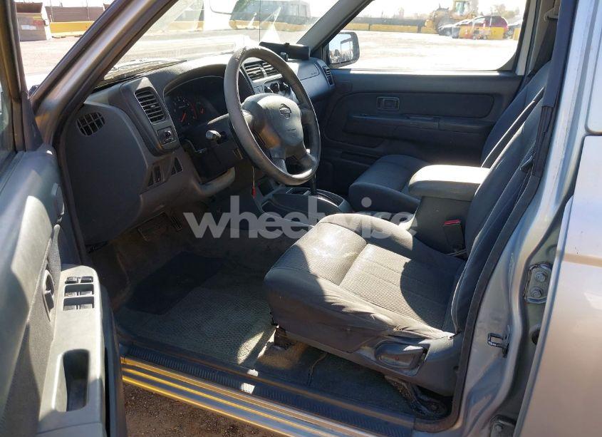 Photo 5 of 2001 Nissan Frontier XE-V6 (VIN 1N6ED27T41C319923)