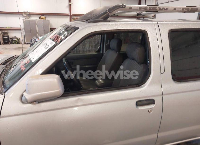 Photo 12 of 2001 Nissan Frontier SE-V6 (VIN 1N6ED27T41C392564)