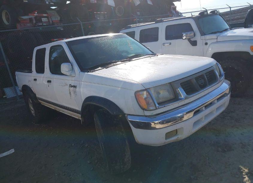 2000 Nissan Frontier SE-V6/XE-V6 (VIN 1N6ED27T4YC342242) main photo