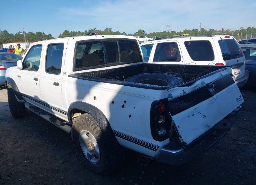 Photo 3 of 2000 Nissan Frontier SE-V6/XE-V6 (VIN 1N6ED27T4YC342242)