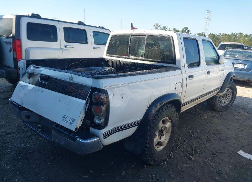 Photo 4 of 2000 Nissan Frontier SE-V6/XE-V6 (VIN 1N6ED27T4YC342242)