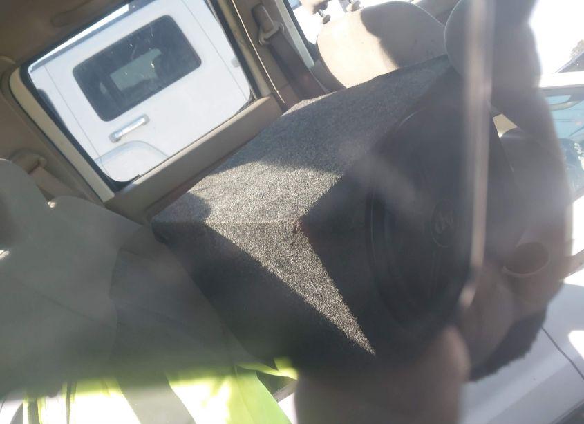 Photo 8 of 2000 Nissan Frontier SE-V6/XE-V6 (VIN 1N6ED27T4YC342242)