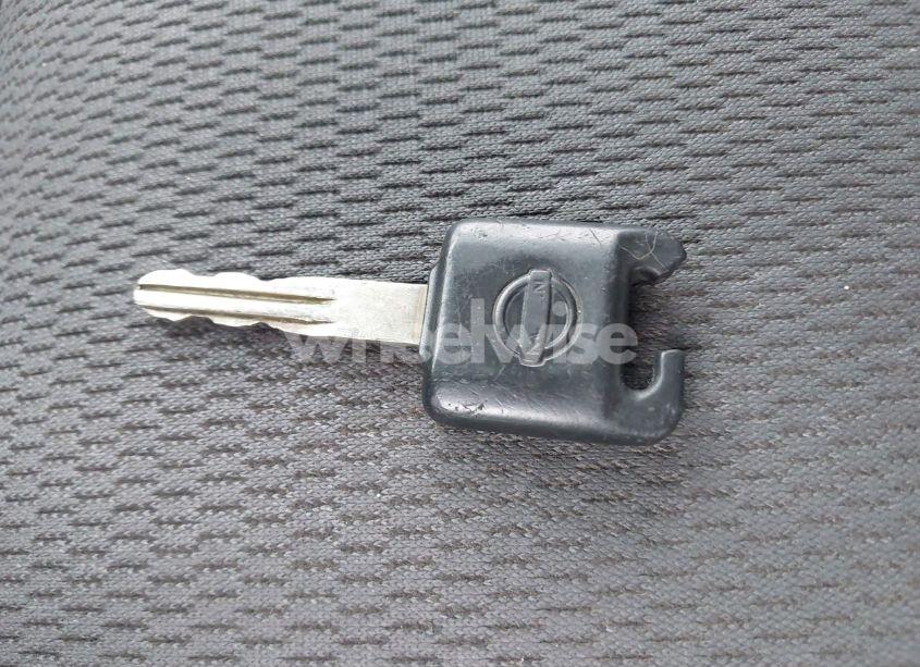 Photo 11 of 2003 Nissan Frontier XE-V6 (VIN 1N6ED27T53C406605)