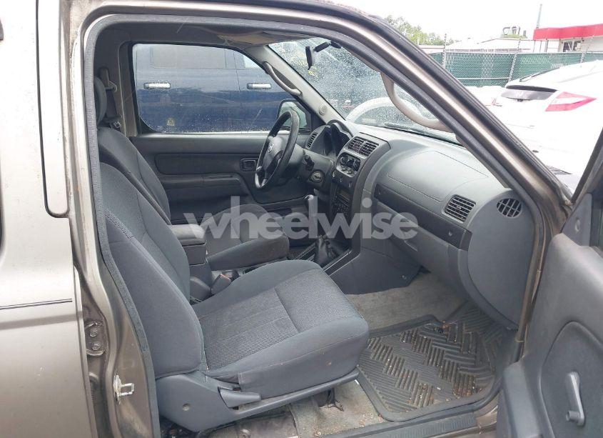 Photo 5 of 2003 Nissan Frontier XE-V6 (VIN 1N6ED27T53C406605)