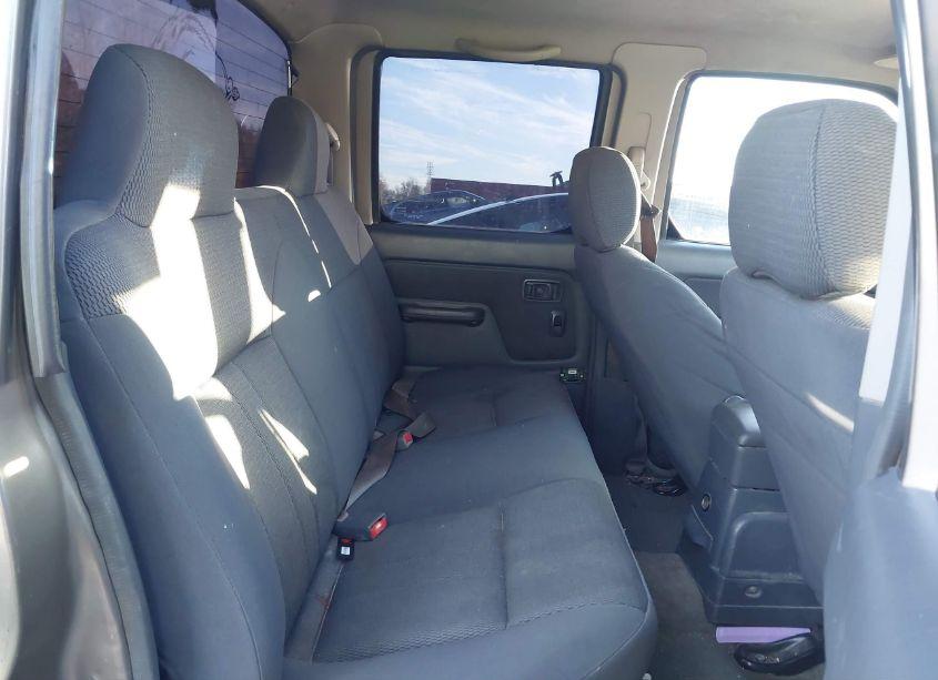 Photo 8 of 2004 Nissan Frontier XE-V6 (VIN 1N6ED27T54C433160)