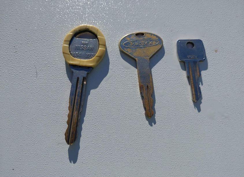 Photo 11 of 2000 Nissan Frontier SE-V6/XE-V6 (VIN 1N6ED27T5YC306110)